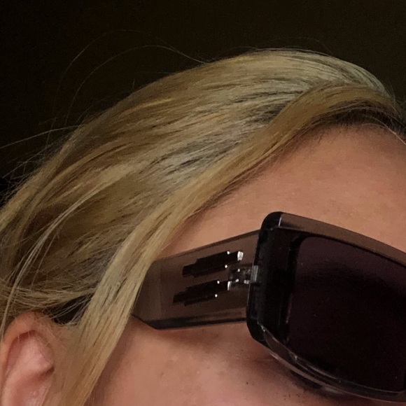 Sunglass - Picture 8 of 8